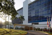 MaracayにあるMarriott Maracay Golf Resortの建物の外観