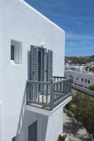 A balcony or terrace at Studio Ornos