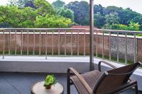 Sheraton Towers Singapore Hotelにあるバルコニーまたはテラス