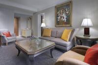 Sheraton Towers Singapore Hotelにあるシーティングエリア