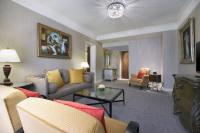 Sheraton Towers Singapore Hotelにあるシーティングエリア