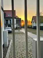 Pohľad na východ alebo západ slnka z apartmánu alebo blízkeho okolia