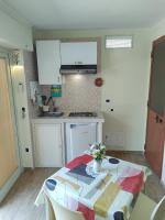 A kitchen or kitchenette at CERSETO 2