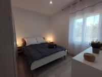 Postel nebo postele na pokoji v ubytování Apartamento Rodhes playa 2-A5
