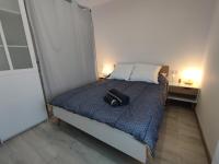 Postel nebo postele na pokoji v ubytování Apartamento Rodhes playa 2-A5