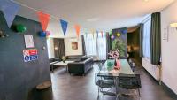 Coin salon dans l'établissement The Amsterdam Hotel Apartment in the Center