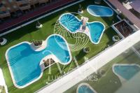 Bazén v ubytování Casa BellaVista Ivan Luxury Homes 11ªPlta Sur 1ªLinea nebo v jeho okolí