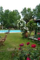 Basen w obiekcie Villa Mirella Beach lub w pobliżu