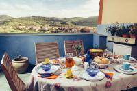 Jedlo v ubytovaní bed & breakfast alebo blízkom okolí