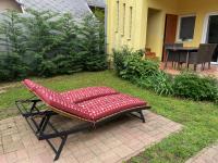 Vonkajšia záhrada v ubytovaní Villa Elisa