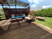 Ogród w obiekcie Le Cosy Occitan villa chaleureuse indépendante baignoire terrasse jardin