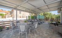 A balcony or terrace at SOHORO Forest Hill Apartment by "elite"