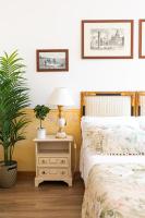 Posteľ alebo postele v izbe v ubytovaní Cozy and Chic Suite near Campo de Fiori