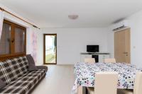 TV a/nebo společenská místnost v ubytování Apartments Mario