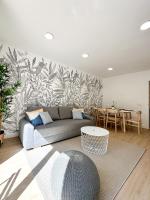 Posezení v ubytování Holidays2Malaga Lebrija 3 bedroom & Terrace & Parking & Smart TV