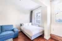 Postel nebo postele na pokoji v ubytování Homie Suites - Historical Apartments in the center of Beşiktaş