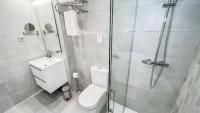 Koupelna v ubytování La Serena Mar, Benalmadena Pueblo, Luxury Apartment with Jacuzzi