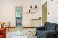 Posedenie v ubytovaní mondello sea view beach apartment