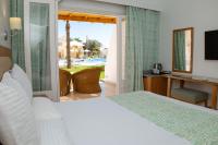 Postel nebo postele na pokoji v ubytování Dahab Lagoon Club & Resort Ex Tirana Dahab