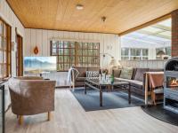 Posezení v ubytování Holiday Home Felicity - 450m from the sea by Interhome