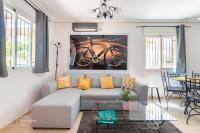 Posezení v ubytování Velo Villa w/ A/C, free Wi-Fi & Pool near Benidorm