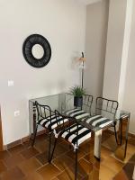 Posezení v ubytování APARTAMENTOS TURÍSTICOS, PONCE DE LEÓN, Deluxe