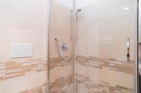 Łazienka w obiekcie Royal Rooms - Elegante appartamento nel cuore di Roma