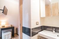 Łazienka w obiekcie Royal Rooms - Elegante appartamento nel cuore di Roma