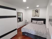 Posteľ alebo postele v izbe v ubytovaní Zagreb Creative Apartments APP 3