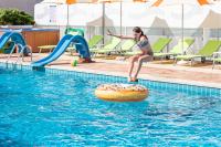 Bazén v ubytovaní Hotel Alexander alebo v jeho blízkosti