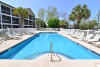 Der Swimmingpool an oder in der Nähe von All New Luxury Beach Retreat 1 Mile to Beach w Pool