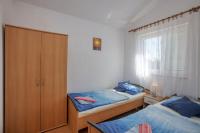 Posteľ alebo postele v izbe v ubytovaní Apartments with a parking space Zablace, Sibenik - 4219