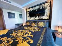 Postel nebo postele na pokoji v ubytování Large luxury condo - Pattaya City Centre - Grand Avenue Residences, Pool View - 716