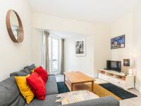 TV a/nebo společenská místnost v ubytování Beach Cascais Apartment