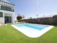 Bazén v ubytovaní Puerto Del Carmen - Apartment 5 - Las Palmeras 3 alebo v jeho blízkosti