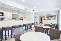 Restauracja lub miejsce do jedzenia w obiekcie Hotel Gami Adults Only