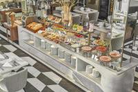 Đồ ăn tại/gần khách sạn