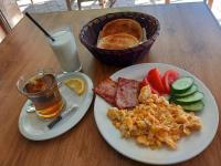 Afbeelding uit fotogalerij van Lecardo Hotel in Aheloy