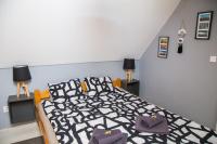 A bed or beds in a room at Naphoz Holddal