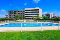 Bazén v ubytovaní LITORAL COSTA DORADA - GOLETA Only families alebo v jeho blízkosti