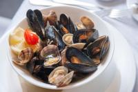 Jídlo v hotelu nebo okolí