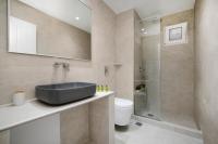 Kúpeľňa v ubytovaní Oniropetra Apartments Mykonos