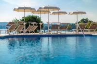 Bazén v ubytovaní Luxury Apartments Villa Tunera alebo v jeho blízkosti