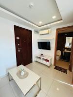 TV a/nebo společenská místnost v ubytování Arcadia beach resort Pattaya