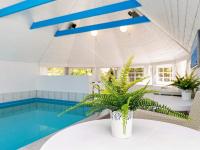 Bazén v ubytování 12 person holiday home in Væggerløse-By Traum nebo v jeho okolí