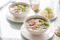 Jídlo v hotelu nebo okolí