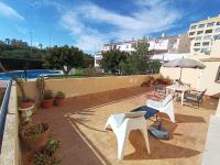 Bazén v ubytování Excellent choice for up to 8, 150 sqm of comfort, 700 to beach, with pool, air-conditioning nebo v jeho okolí
