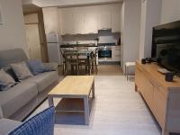 A kitchen or kitchenette at Apartamento en Urbanizacion El Retiro III