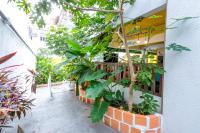 Um jardim em Local Hostel Manaus