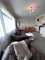 Půdorys ubytování 20 Bucklands, Bideford Bay Holiday Park
